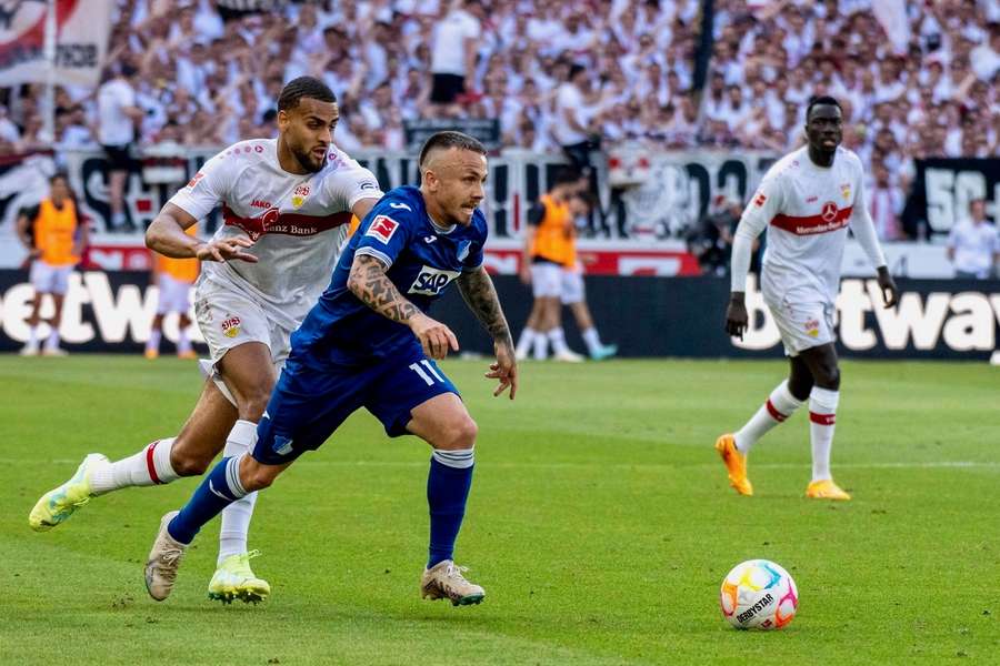 Angelino (mi.) wird den Fußball-Bundesligisten TSG Hoffenheim erst einmal verlassen und zum Kraichgauer Ligarivalen RB Leipzig zurückkehren.