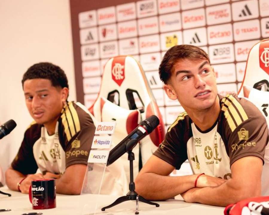 Valencia e Freitas na coletiva desta sexta-feira (4) Valencia e Freitas na coletiva desta sexta-feira (4)