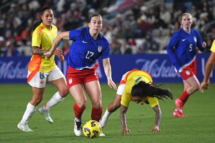 EE. UU. derrota a Colombia en la SheBelieves Cup.
