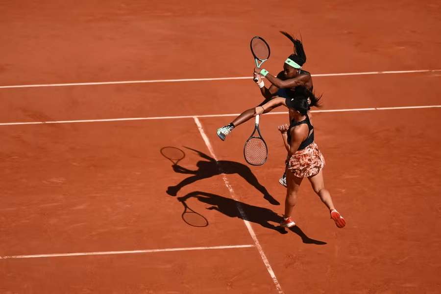 Gauff e Jessica Pegula em jogo de duplas