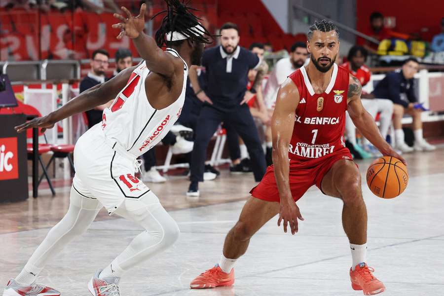 Broussard diante do SC Braga