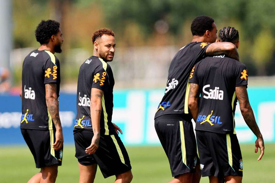 Neymar kann wieder mit seinen Kollegen auf dem Platz stehen