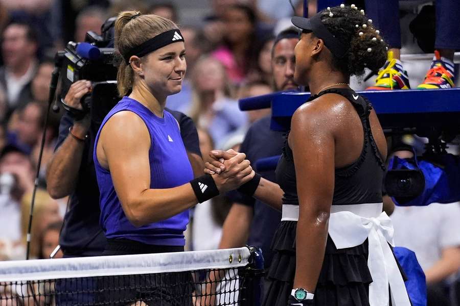 Muchova and Osaka meet at the net