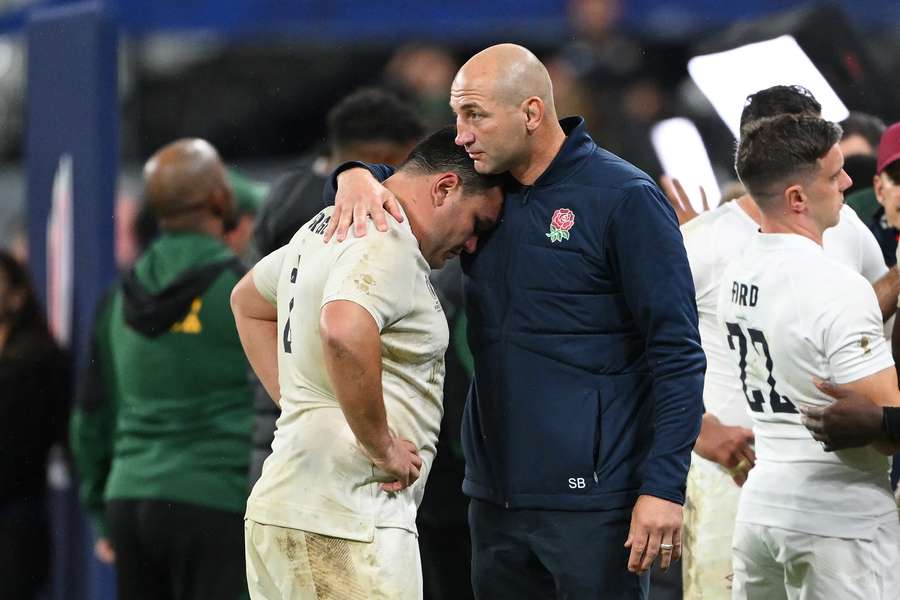 England head coach Steve Borthwick consoles Jamie George