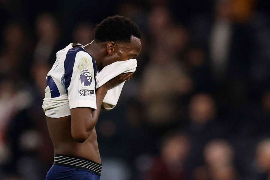 Tottenham foi derrotado pelo Crystal Palace
