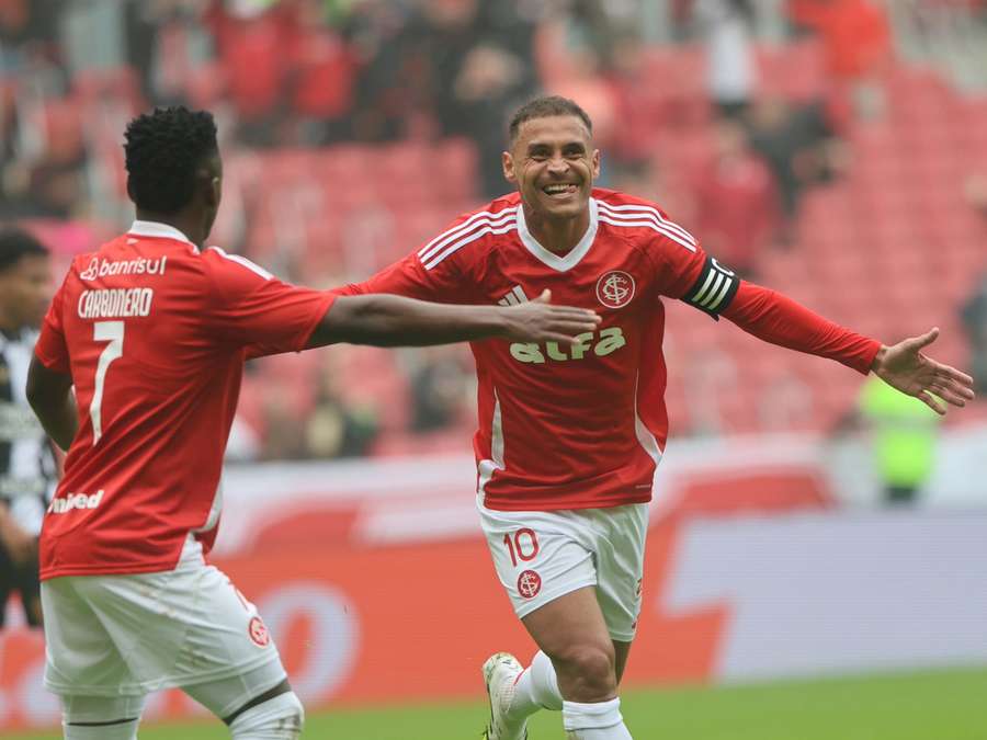 Alan Patrick fez o gol do jogo em Inter 1x0 Ceará Alan Patrick fez o gol do jogo em Inter 1x0 Ceará