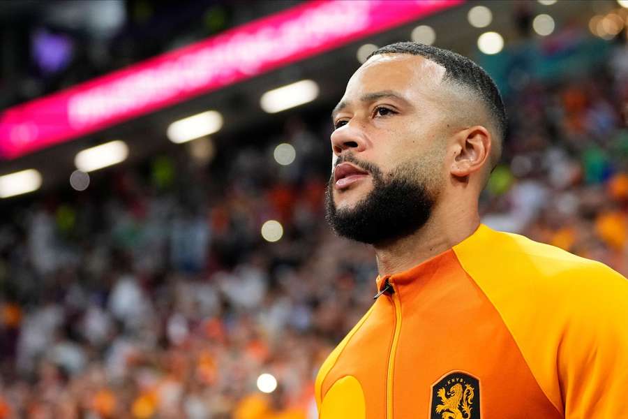 Memphis Depay geen zin meer in vragen over zijn fitheid: "Niet meer over hebben"