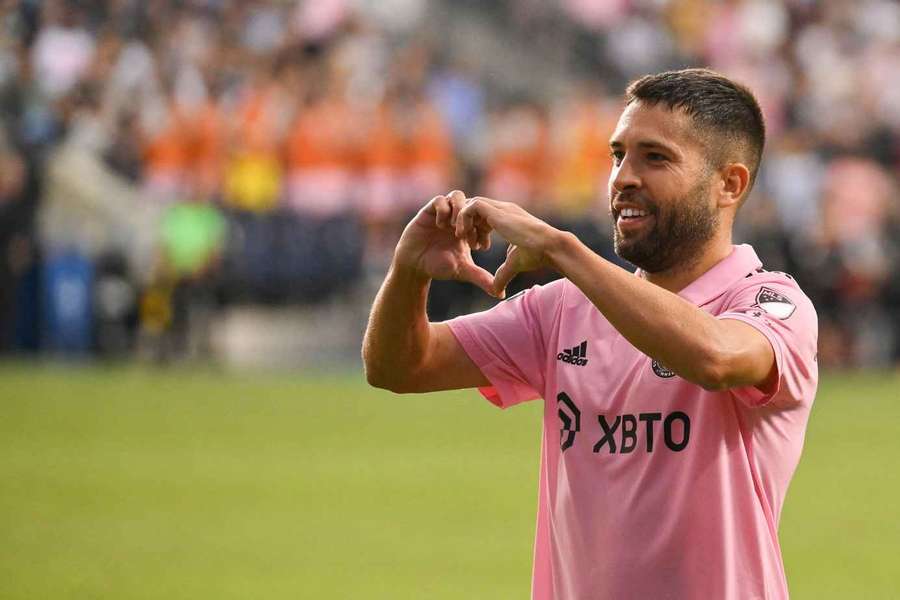 Jordi Alba dá po sezóne zbohom futbalu.