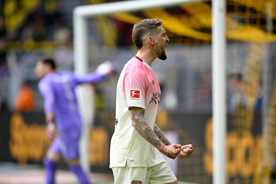 Andrich festeggia il gol