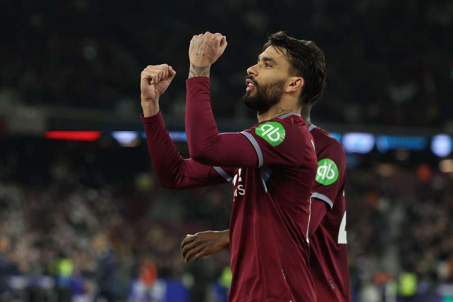 O meia brasileiro não joga pelo West Ham há 3 partidas O meia brasileiro não joga pelo West Ham há 3 partidas