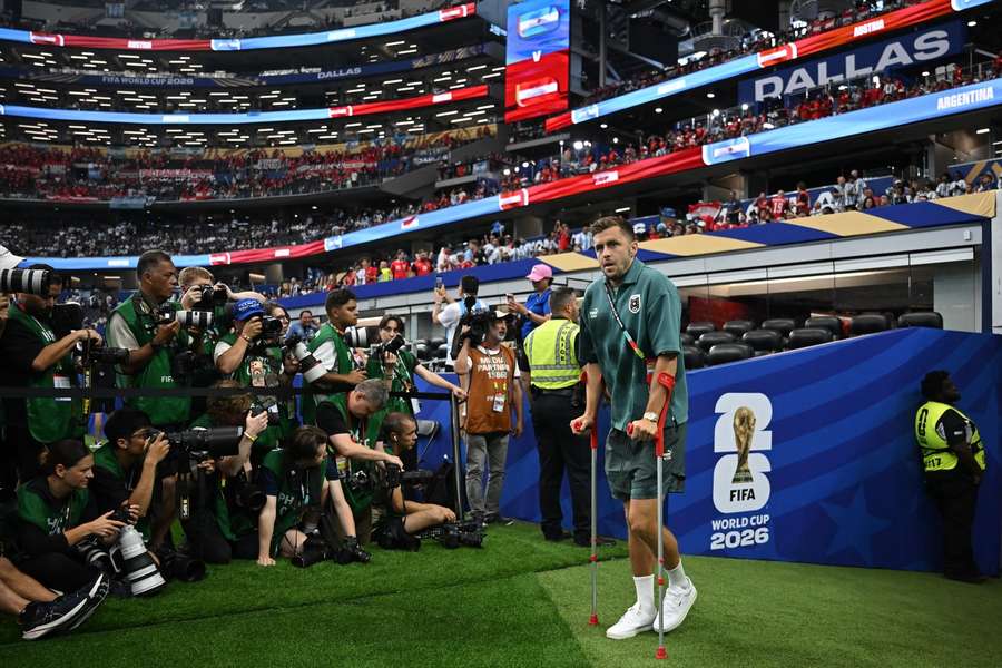 Baumgartner bei der WM 2026 - allerdings nur als verletzter Zuschauer Baumgartner bei der WM 2026 - allerdings nur als verletzter Zuschauer