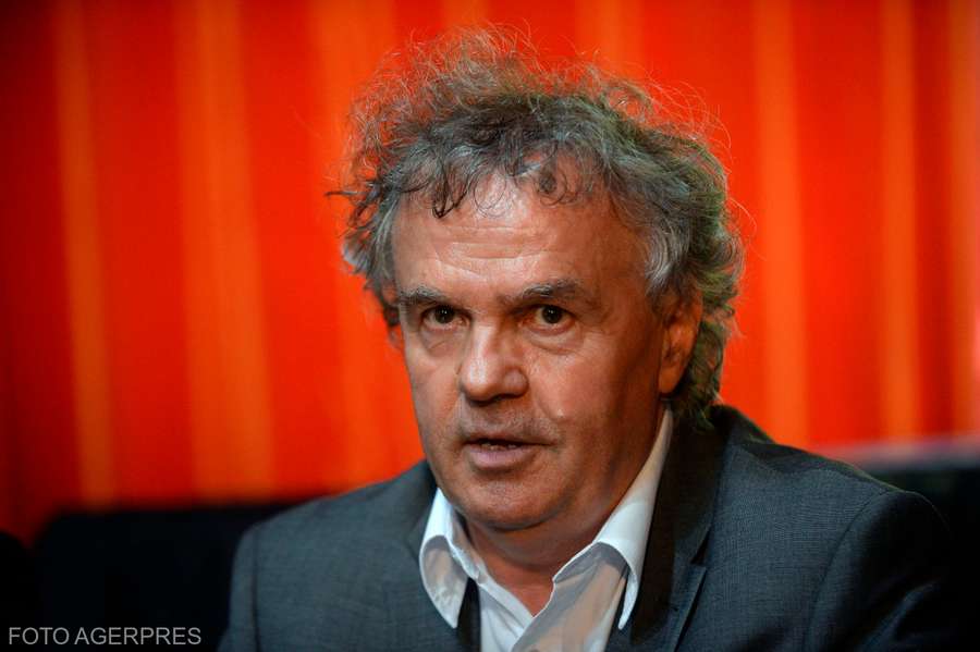 Ilie Dobre intră din nou în istorie. Record mondial stabilit la un meci din Liga 2 Ilie Dobre intră din nou în istorie. Record mondial stabilit la un meci din Liga 2