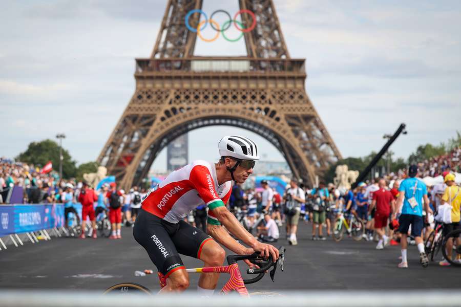 Rui Costa terminou no 46.º posto, a 07.23 minutos de Remco Evenepoel, após ter tido um furo