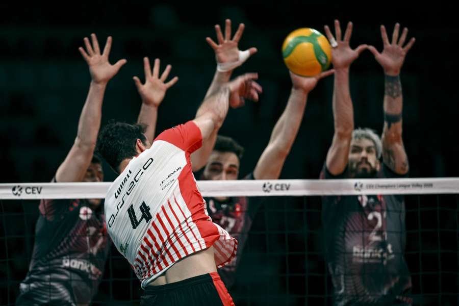 Ani jednego wygranego seta. Resovia po raz drugi poległa z Ziraat Bankkart Ankara