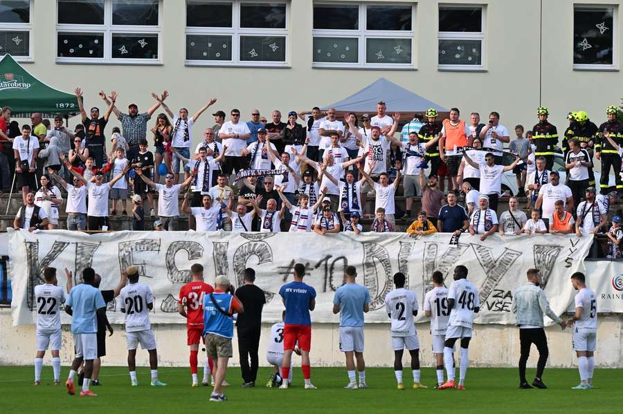 Vyškovu se se společností Rainbow Sports Kingsleyho Pungonga v zádech dařilo.