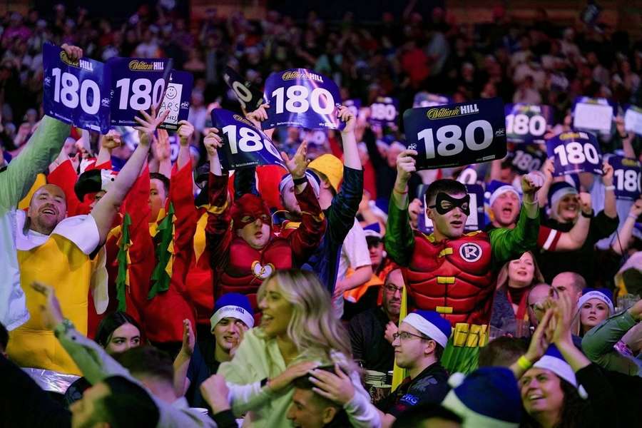 Die Fans fiebern auf den Start der Darts-WM 2024 am 15. Dezember hin.
