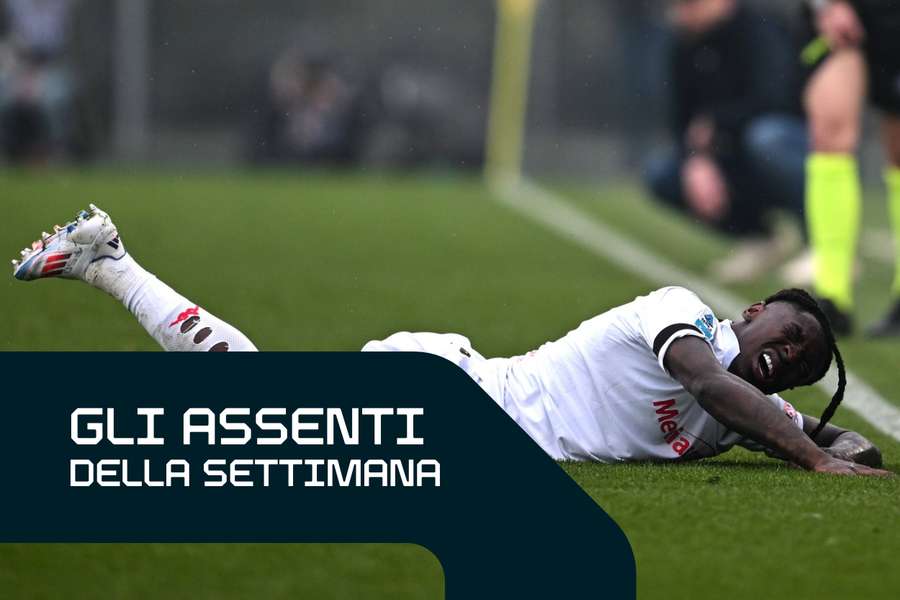 Moise Kean dolorante dopo il colpo alla testa subito in Verona-Fiorentina