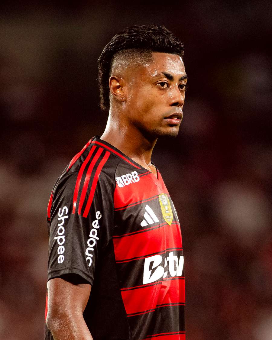 Bruno Henrique desfalca o Flamengo contra o São Paulo Bruno Henrique desfalca o Flamengo contra o São Paulo