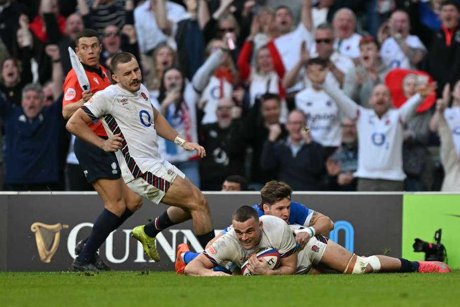 Ben Earl's last three international tries were all scored at Twickenham. Ben Earl's last three international tries were all scored at Twickenham.