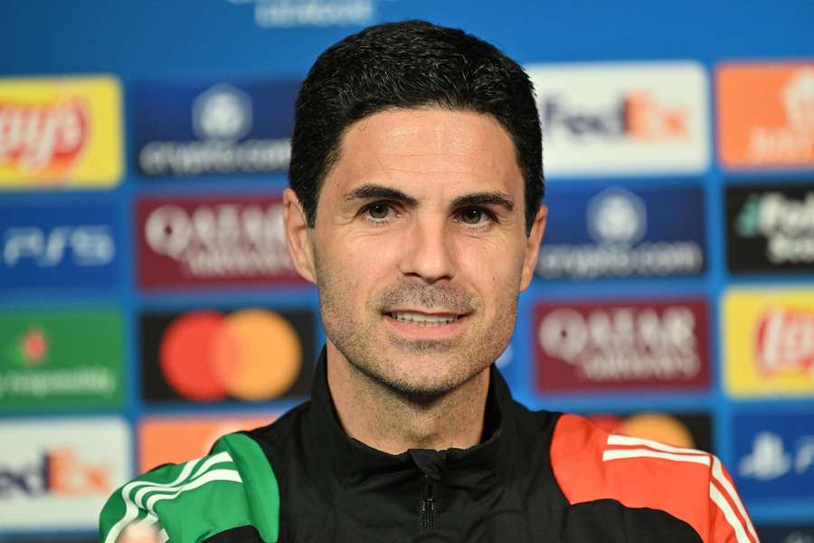 Arteta na predzápasovej tlačovej konferencii.