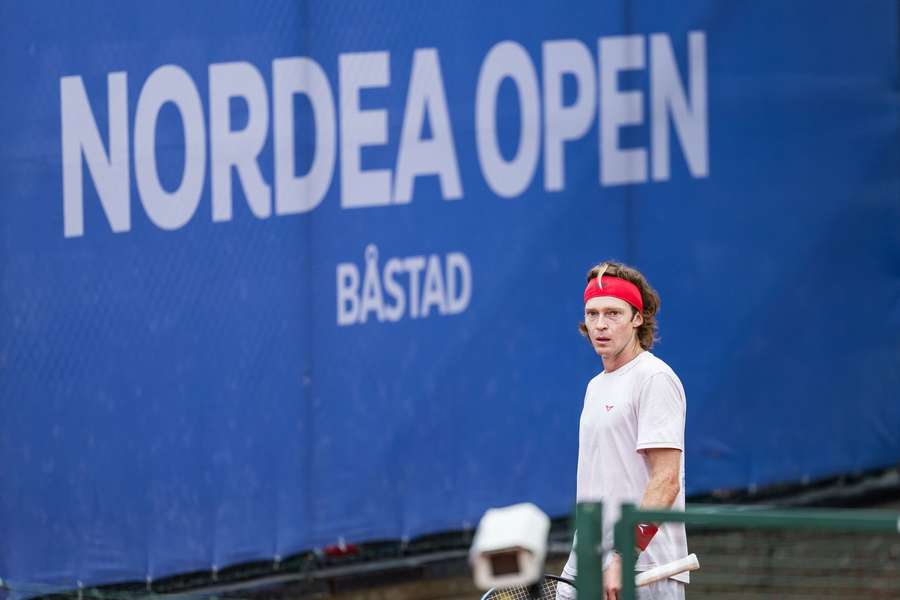 Alles zum Tennis am Samstag: ATP-Events in Gstaad, Bastad & Umag, sowie WTA-Events in Athen & Iasi Alles zum Tennis am Samstag: ATP-Events in Gstaad, Bastad & Umag, sowie WTA-Events in Athen & Iasi