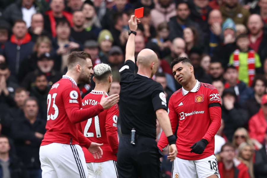 Casemiro foi expulso com o Southmapton