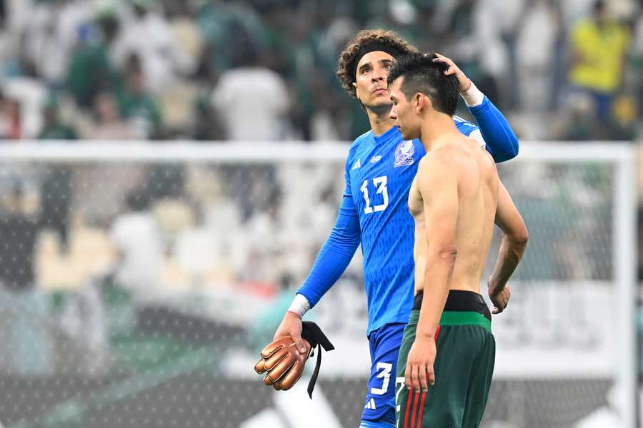 Guillermo Ochoa e Hirving Lozano en Catar