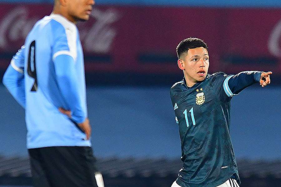 Gianluca Prestianni lesionou-se na seleção sub-20 da Argentina