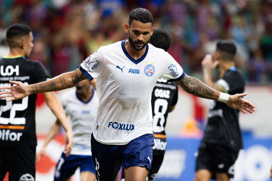 O Bahia poderia ter matado a classificação no tempo normal