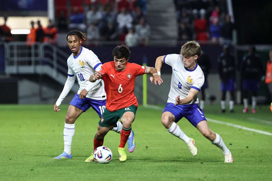 Diogo Nascimento em ação contra França