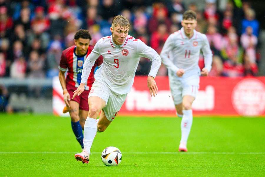 Rasmus Højlund scoorde voor Denemarken tijdens de kwalificatie tegen Slovenië