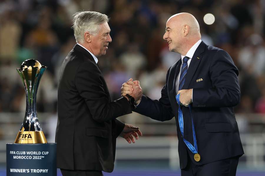 Carlo Ancelotti e Gianni Infantino