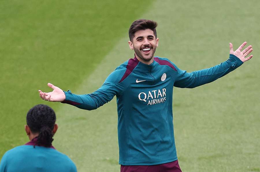 Beraldo, en un entrenamiento del PSG.