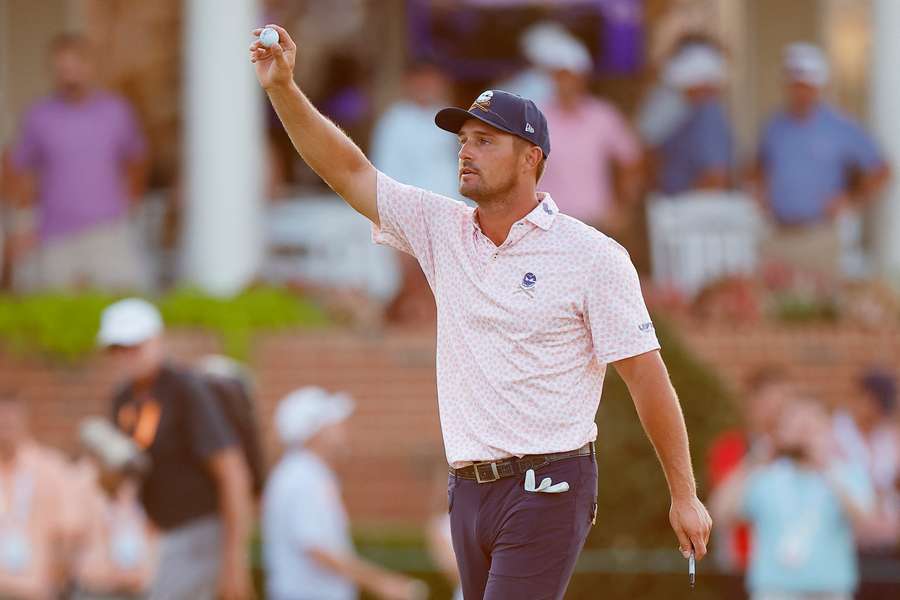 DeChambeau leads the US Open