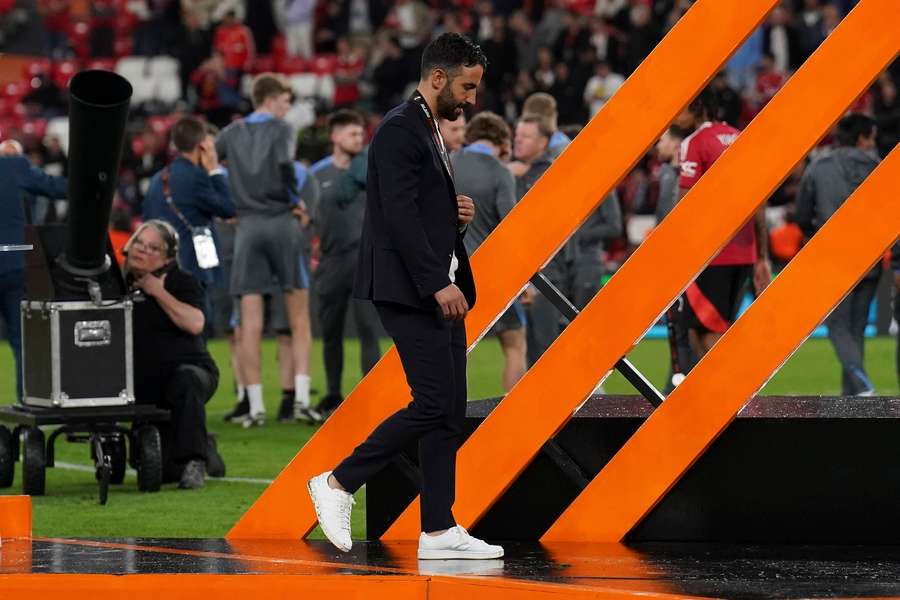 Merson on Man Utd's UEL final defeat: I don't think Amorim really wants to be there