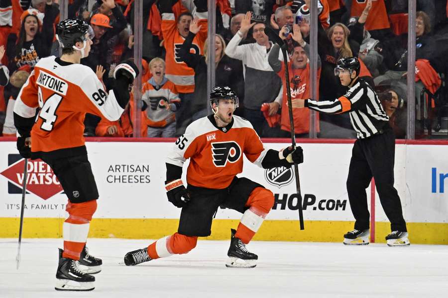 Philadelphia Flyers blisko drugiej rundy play-off ligi NHL