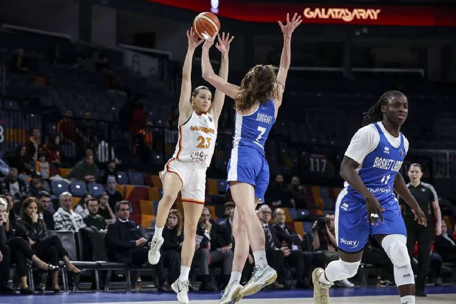 Marine Johannès a fait mal aux Landaises... Marine Johannès a fait mal aux Landaises...