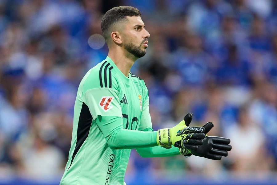 Horațiu Moldovan într-un meci amical cu Oviedo