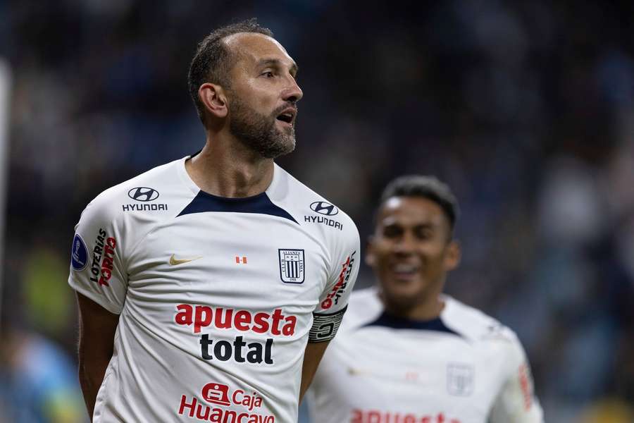 Barcos aplicou a Lei do Ex em Grêmio 1x1 Alianza Lima