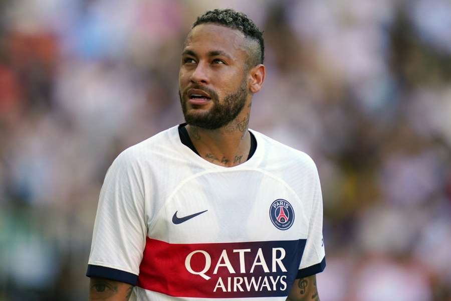 Neymar deixou o PSG após seis anos no futebol francês