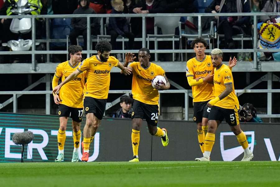 Wolves striker Cunha sends message to Man Utd