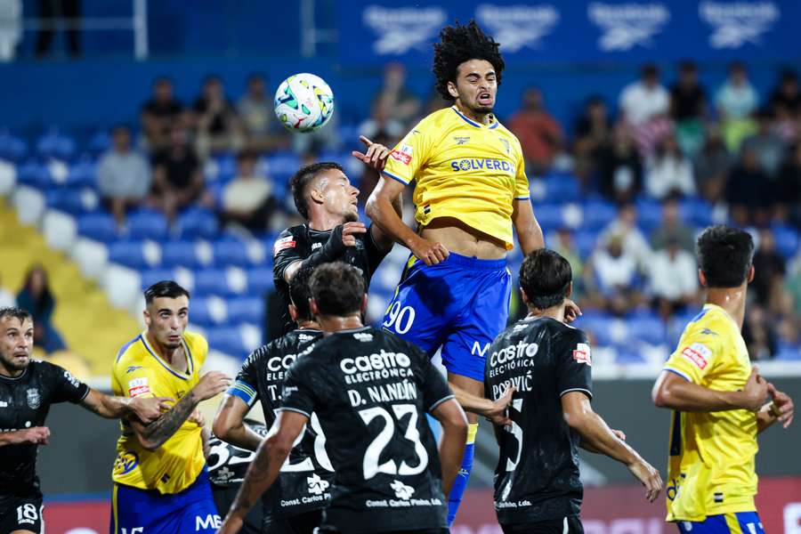 Estoril e Arouca empataram na Amoreira Estoril e Arouca empataram na Amoreira