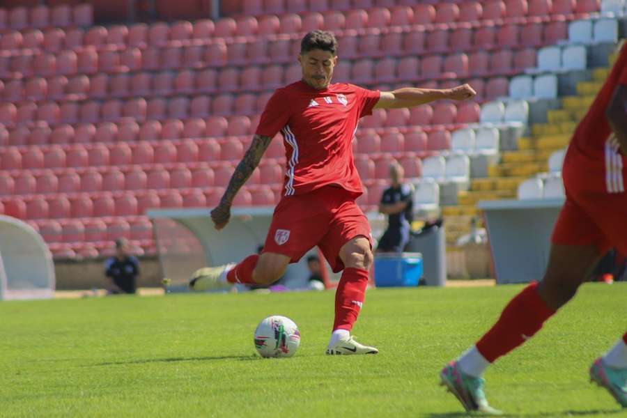 Nenê marcou o golo do AVS diante do Trofense