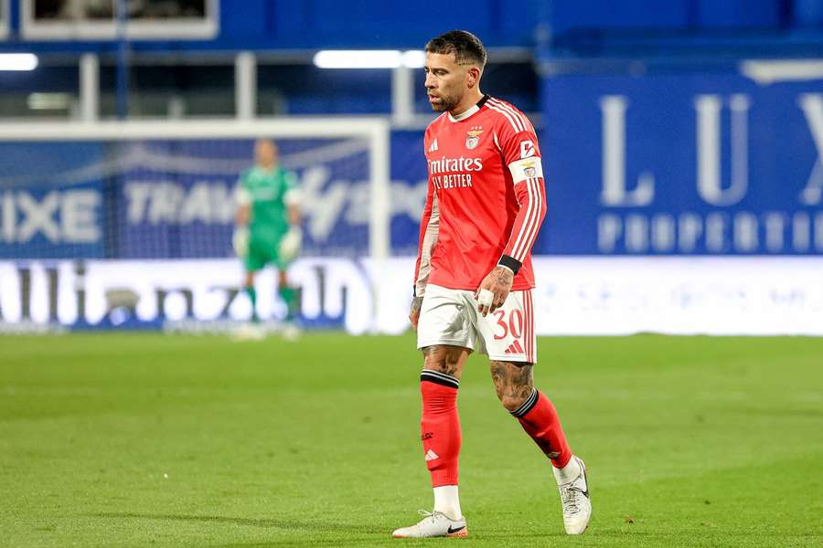 Otamendi terminou ciclo no Benfica