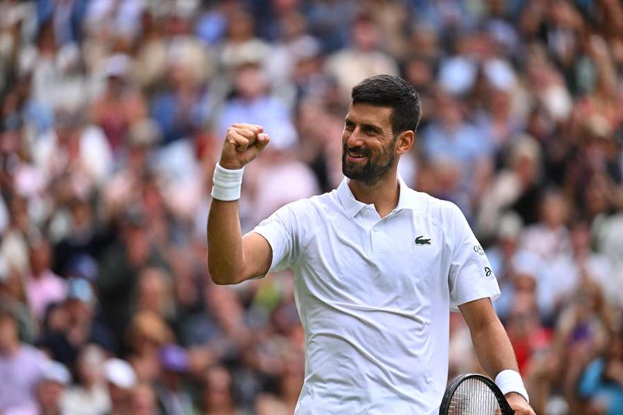Novak Djokovic przekroczył 100 zwycięstw, jak Martina Navratilova i Roger Federer