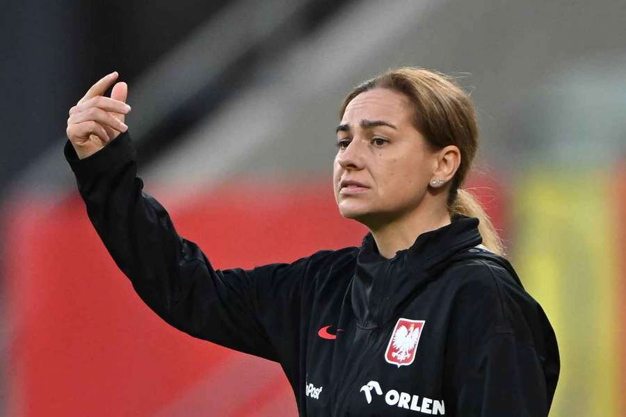 Trenerka Nina Patalon: chcemy, żeby piłka nożna była kobiecym sportem numer jeden w Polsce