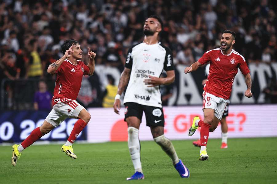 Bernabei celebra gol que sacramentou vitória na Neo Química Arena