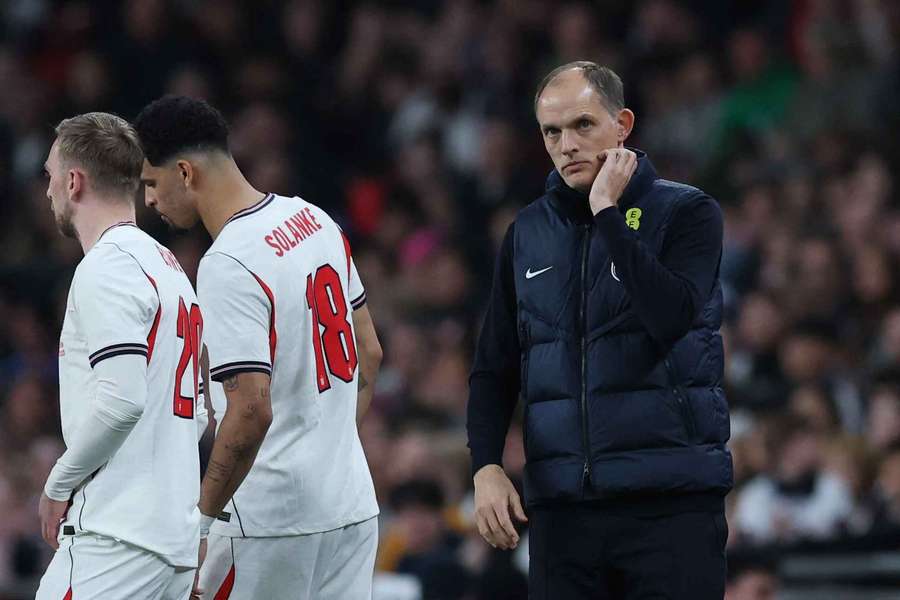 Anglicko prekvapivo nestačilo na Japonsko. Anglicko prekvapivo nestačilo na Japonsko.