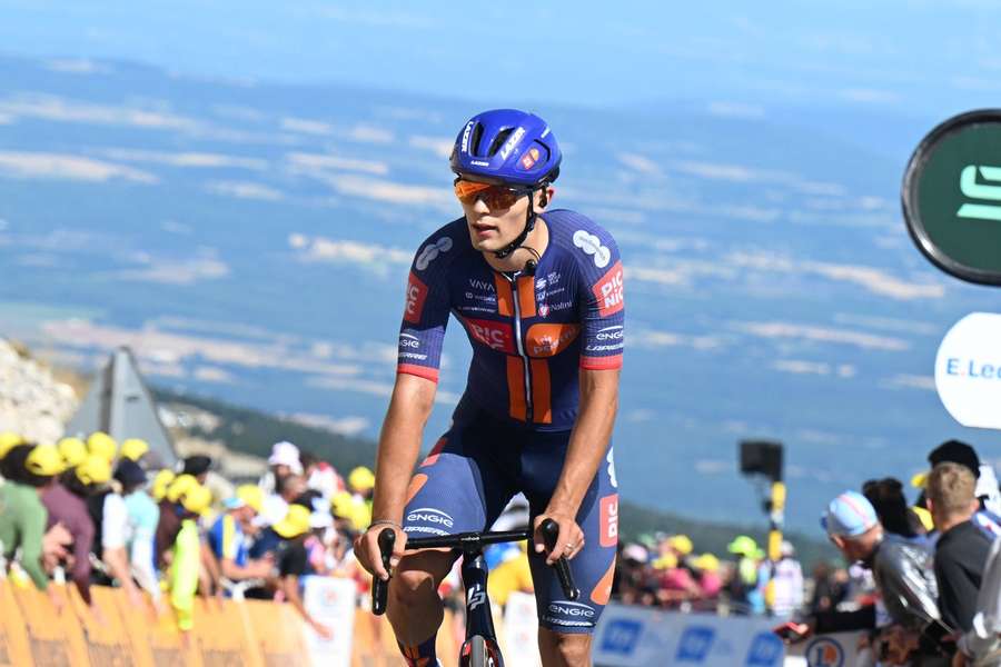 Pavel Bittner na vrcholu Mont Ventoux.
