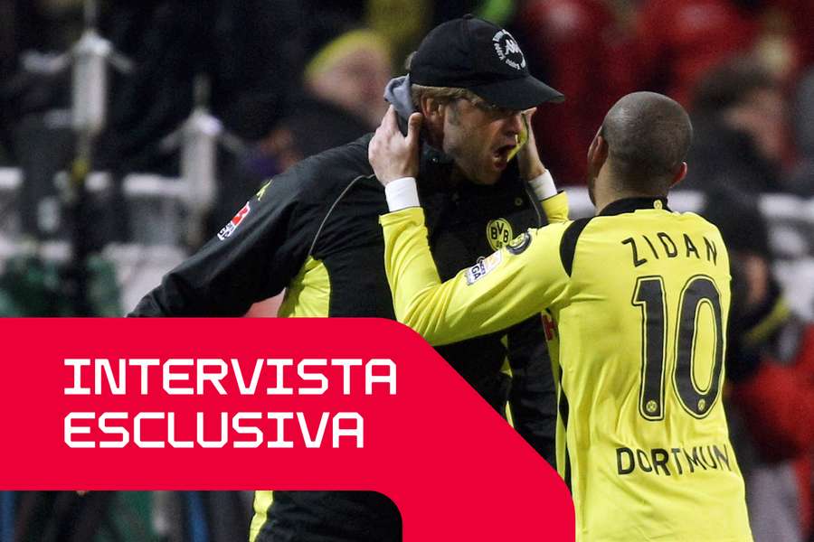Mohamed Zidan esulta insieme a Jurgen Kloop dopo la vittoria del Borussia Dortmund